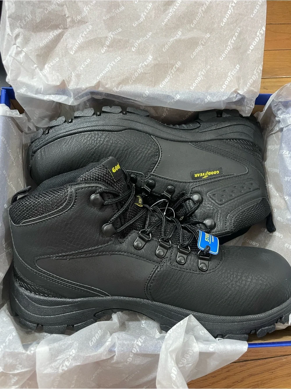 Men's Black Work Boots - Durable Lace-Up Safety Boot